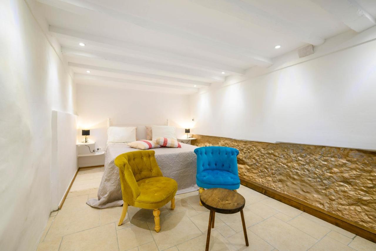 On The Rock Apartments Шибеник Экстерьер фото